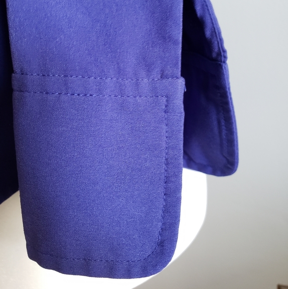 Express Button Down Shirt - Picture 5 of 7